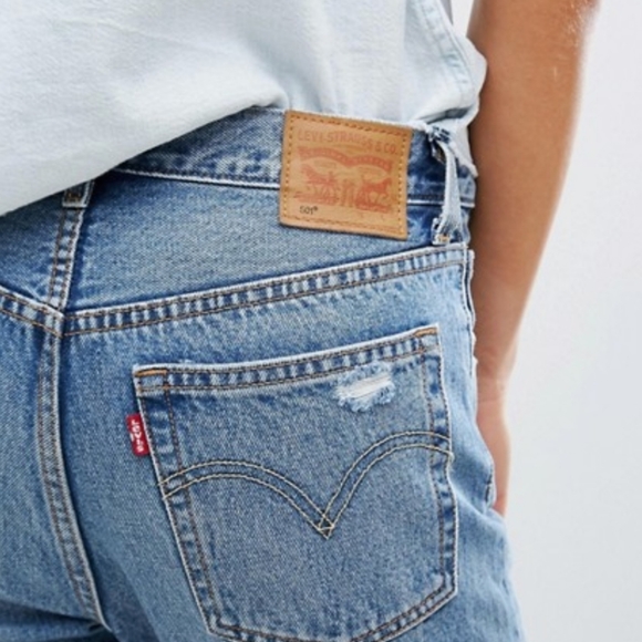 levi's 501 skinny jeans ripped knees